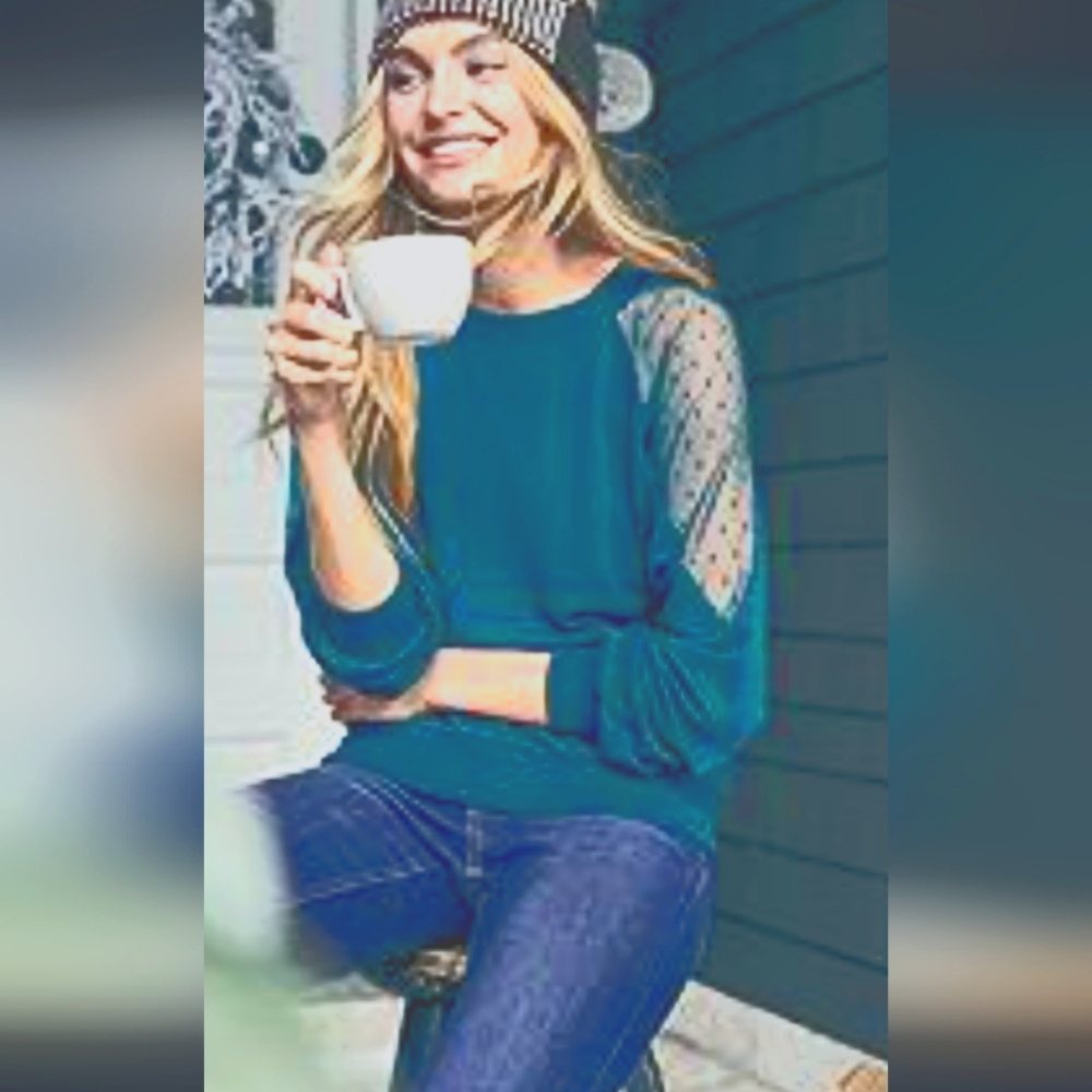 Venus Mesh Shoulder Sweatshirt